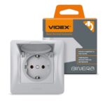 Розетка 1-я с заземлением и крышкой BINERA Videx, Серебряный шелк (VF-BNSK1GС-SS)